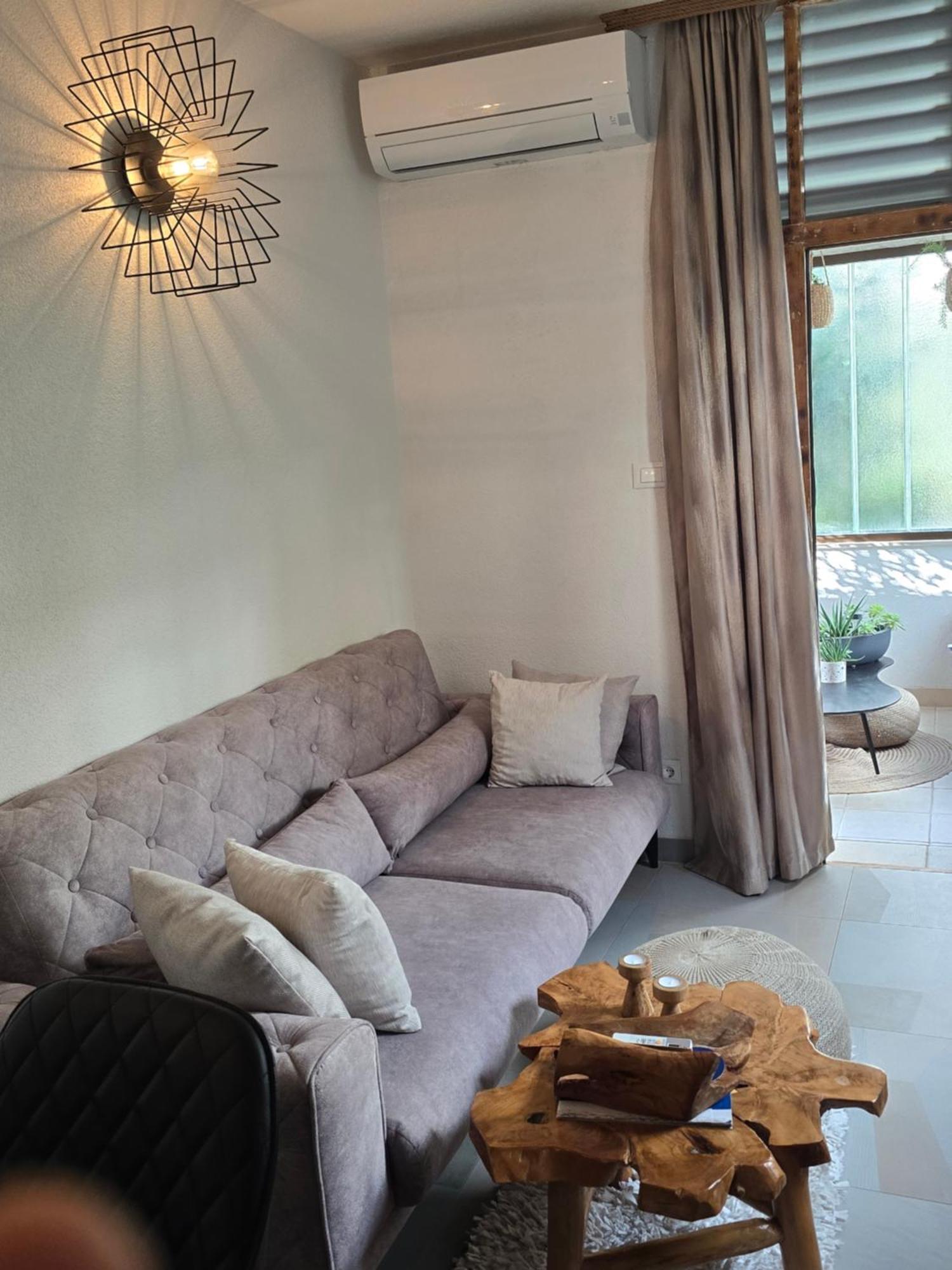 Apartments Iris เบรลา ภายนอก รูปภาพ